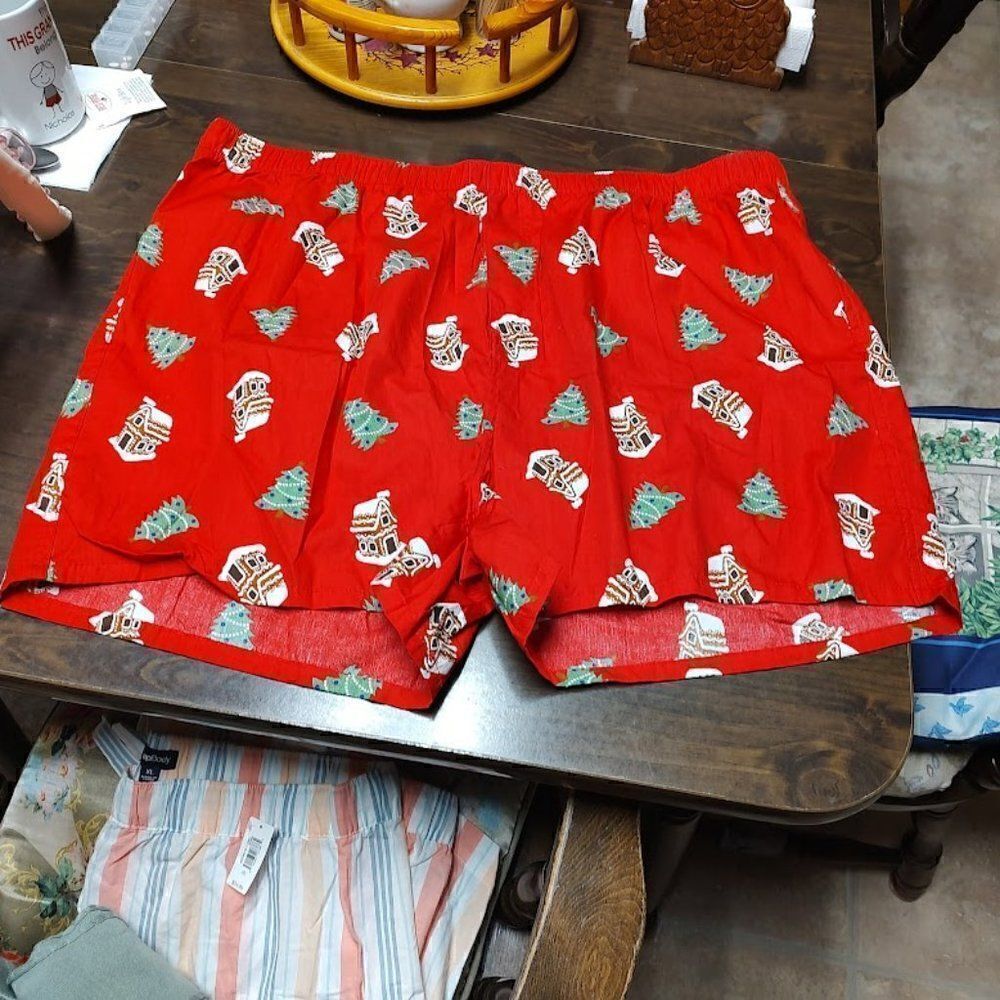 New Old Navy Christmas Red Trees Gingerbread Houses Sleep Shorts Men's XXL
